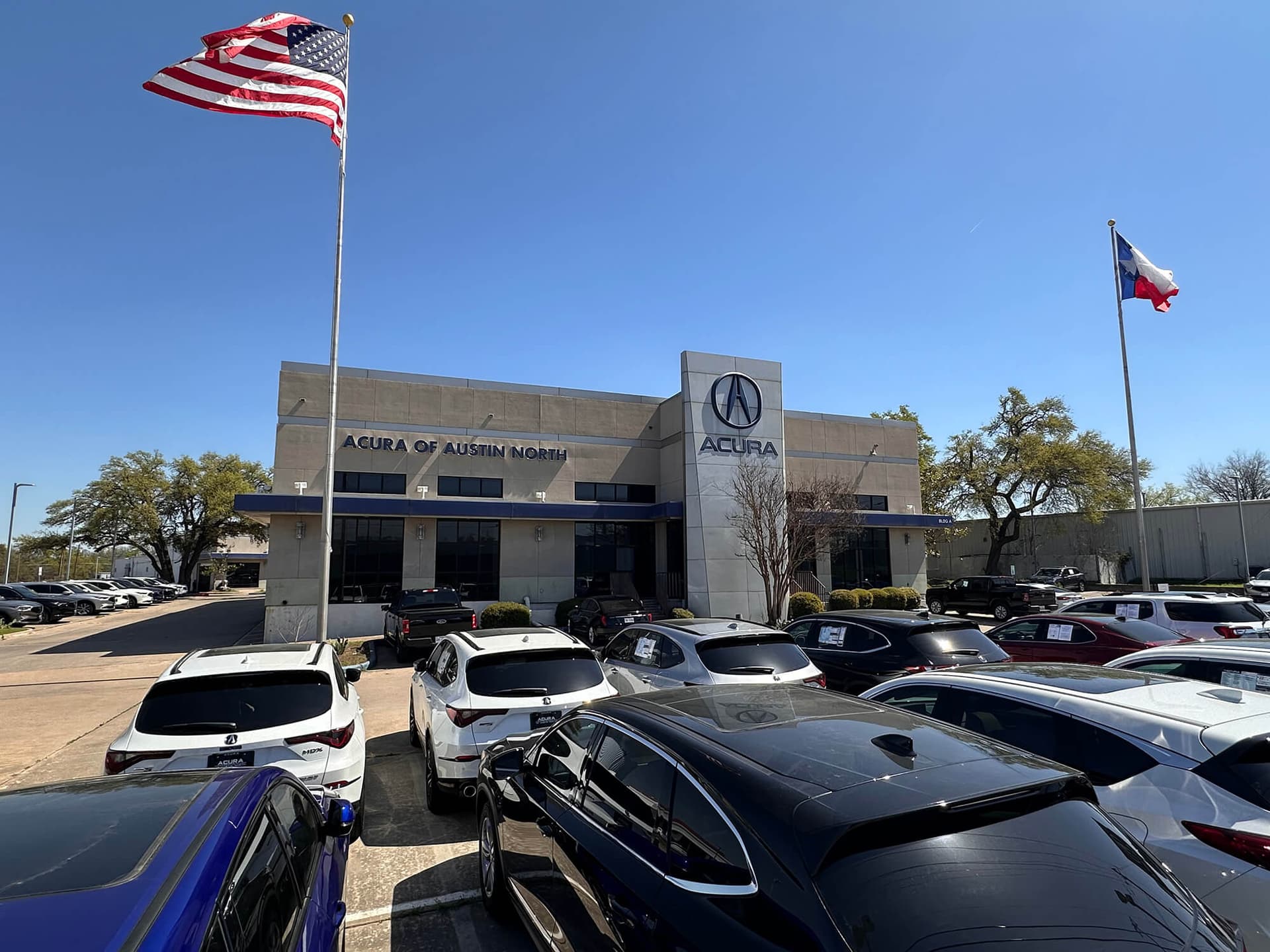 Acura of Austin North dealership exterior and vehicle lot in Austin, Texas