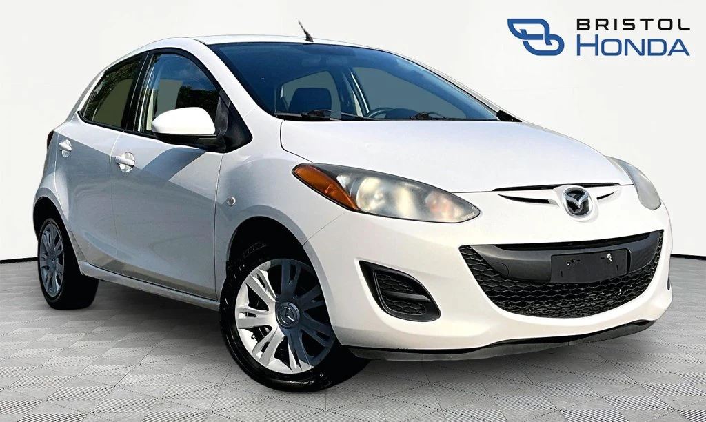 2011 Mazda Mazda2 photo 1