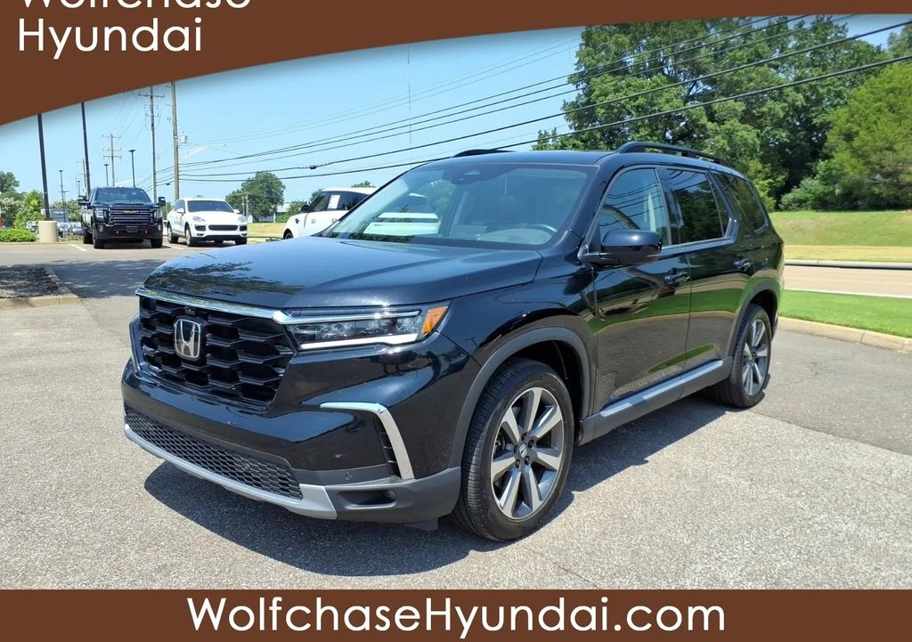 2025 Honda Pilot photo 1