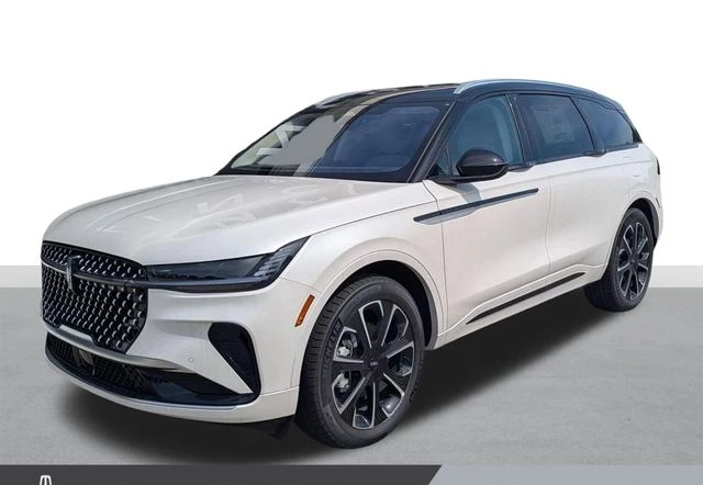 2026 Lincoln Nautilus photo 1