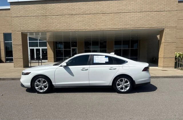 2024 Honda Accord photo 1