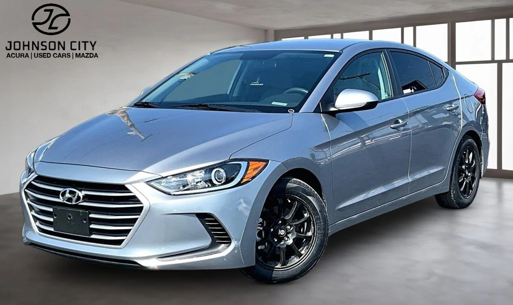 2017 Hyundai Elantra photo 1